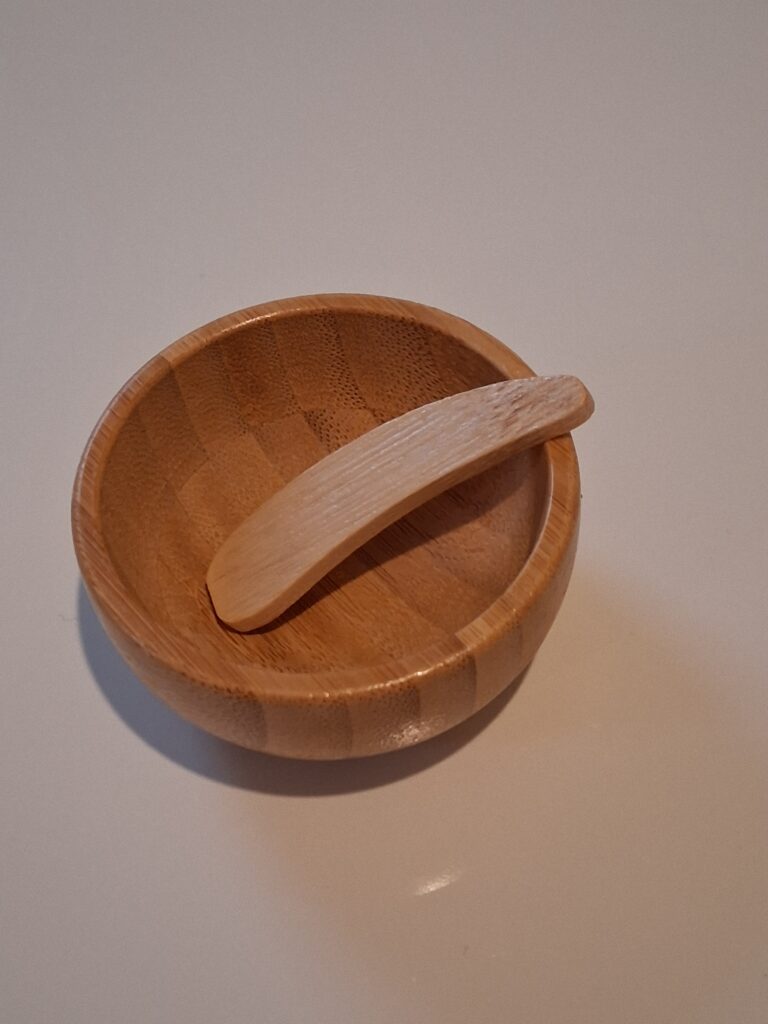 Bamboe mengkommetje voor maskers